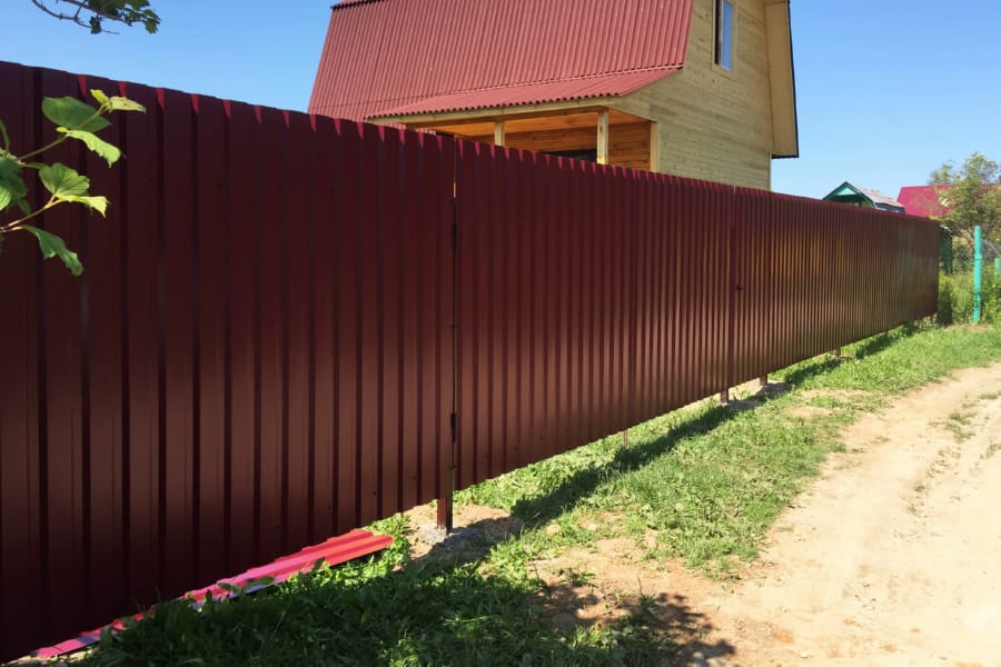 Заборы для дачи в Развилке