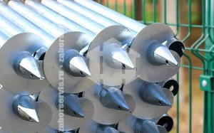 Забор 3D на винтовых сваях